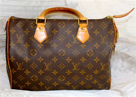 bauletto lv speedy 30|Louis Vuitton Speedy: Full Review — No Time For Style.